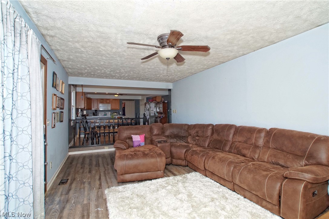 14745 Leroy Center Road Thompson, OH 44086 - Photo 13 of 33