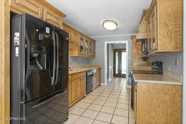 $259,000 | 70 Poplar Drive, Hattiesburg, MS 39402