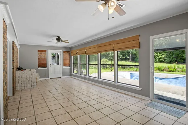 $259,000 | 70 Poplar Drive, Hattiesburg, MS 39402