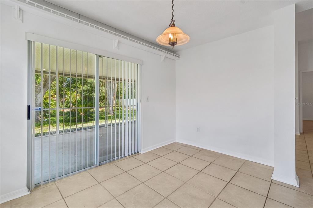 1103 Standing Reed Place Wesley Chapel, FL 33543 - Photo 10 of 26