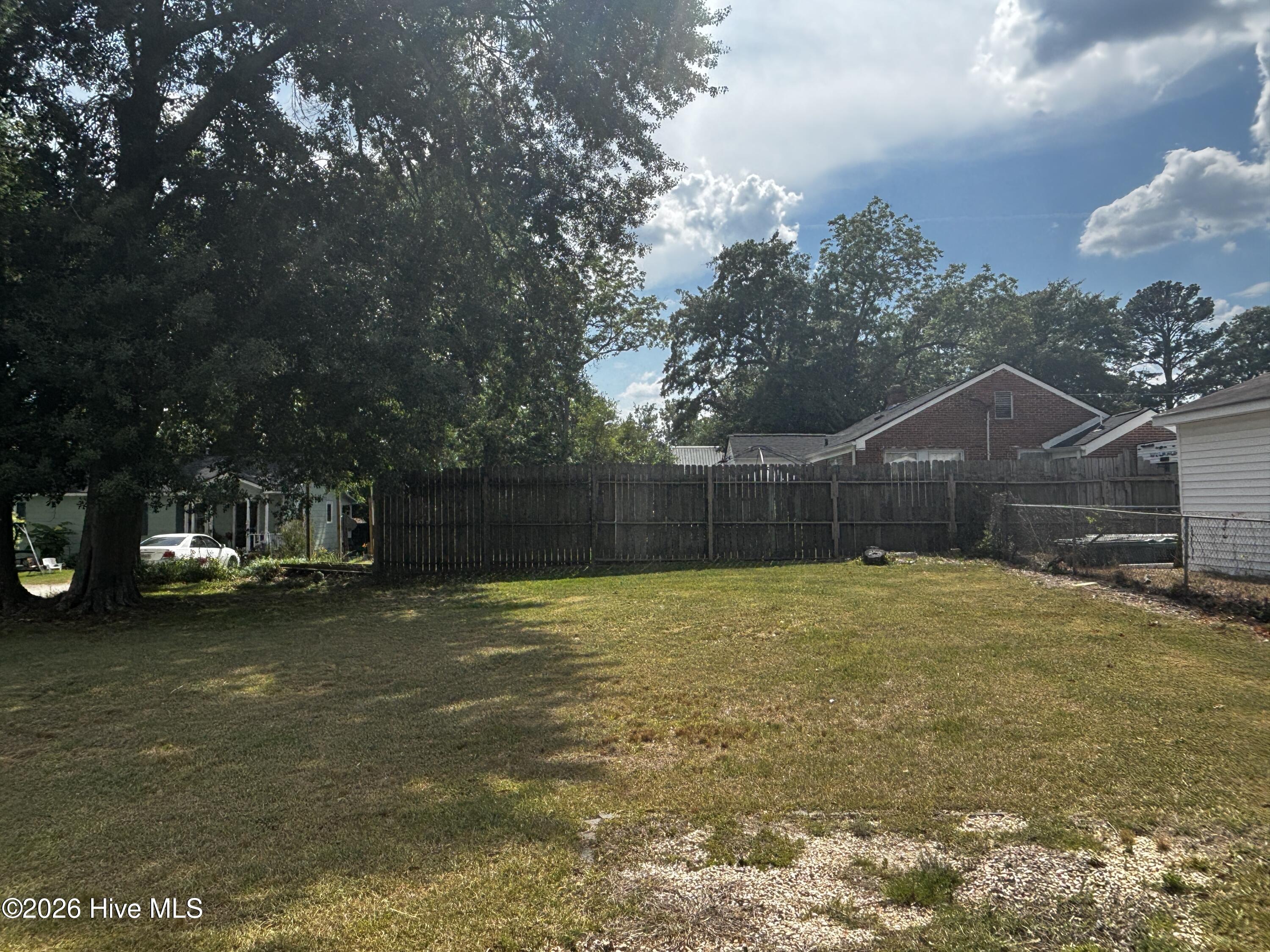 311 Church Street Thomson, GA 30824 - Photo 7 of 27 IMG_3462