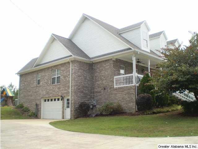 217 Beaver Ridge Circle Ashville, AL 35953 - Photo 4 of 32