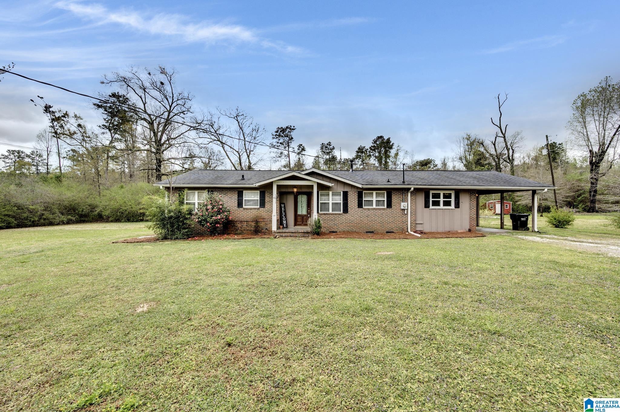 726 Pinewood Avenue Bessemer, AL 35023 - Photo 2 of 30