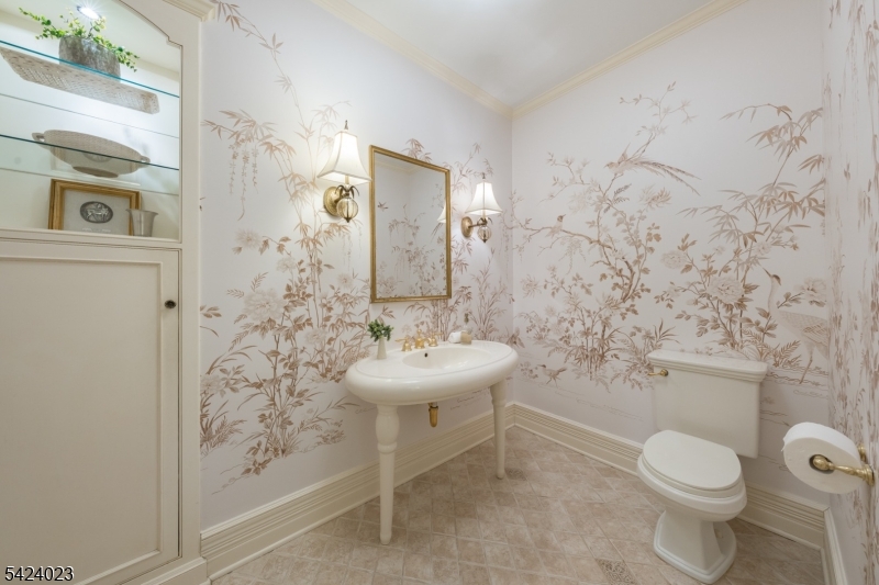 39 Oak Ridge Avenue Summit, NJ 07901 - Photo 17 of 50