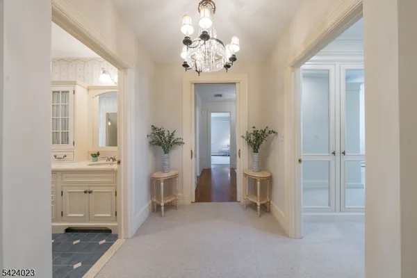 $2,995,000 | 39 Oak Ridge Avenue, Summit, NJ 07901