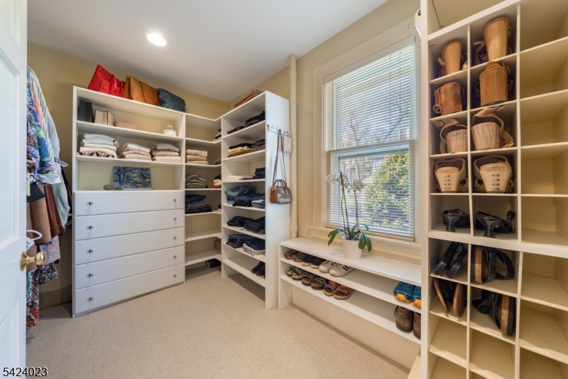 39 Oak Ridge Avenue Summit, NJ 07901 - Photo 28 of 50