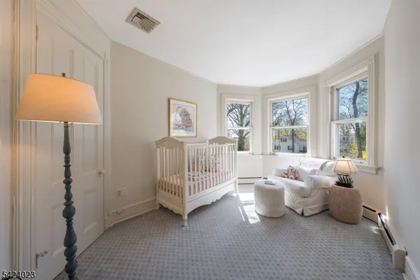 $2,995,000 | 39 Oak Ridge Avenue, Summit, NJ 07901