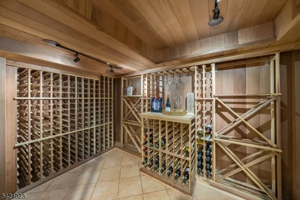 $2,995,000 | 39 Oak Ridge Avenue, Summit, NJ 07901