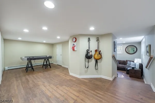 $2,995,000 | 39 Oak Ridge Avenue, Summit, NJ 07901