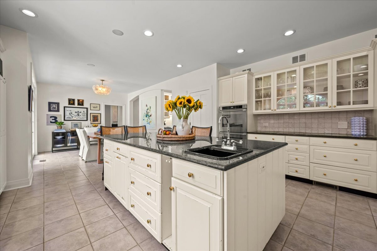 655 Forest Hill Road Lake Forest, IL 60045 - Photo 19 of 40 Gallery Image 19