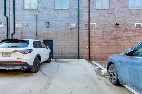 $564,900 | 1841 South State Street, Unit 3, Chicago, IL 60616