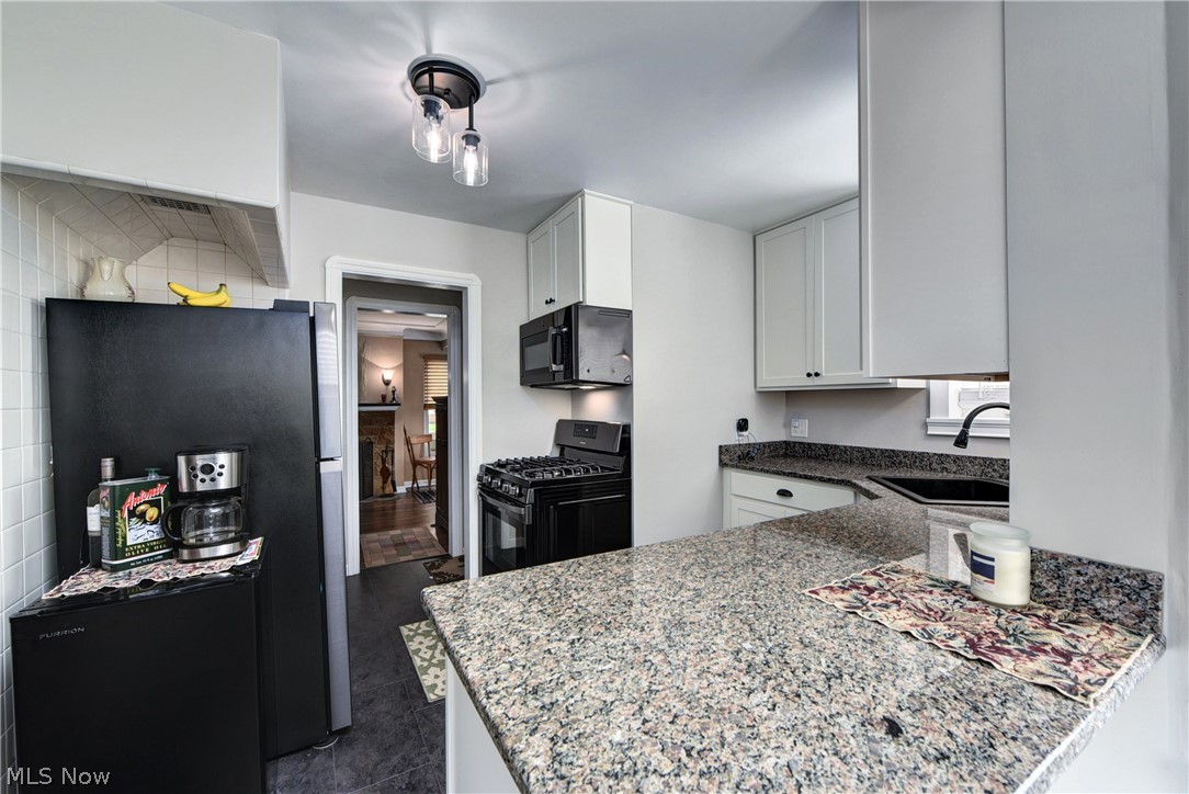 3732 West Park Road Cleveland, OH 44111 - Photo 9 of 35 Gallery Image 9