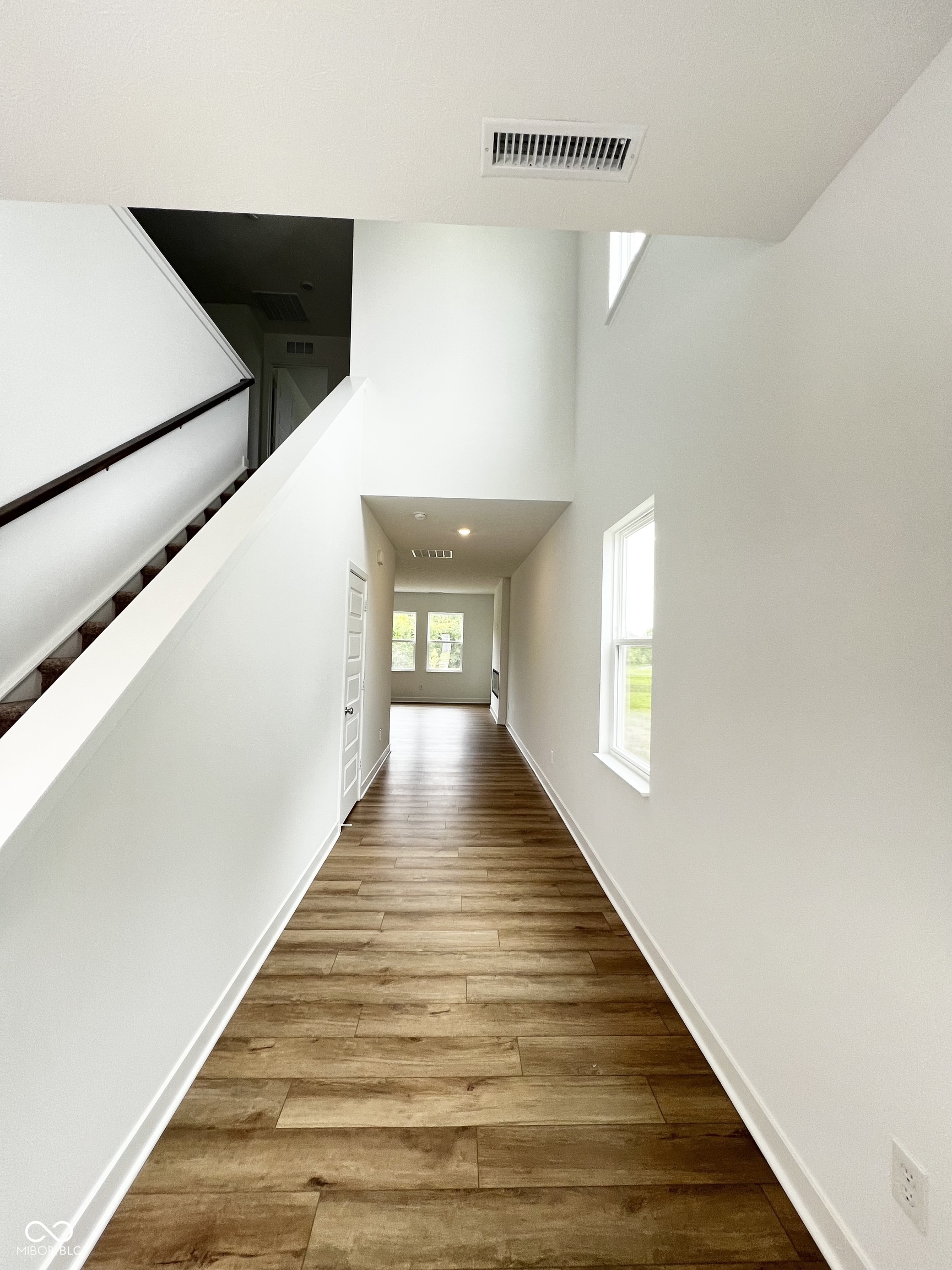 5815 Sunstone Road Indianapolis, IN 46239 - Photo 2 of 28