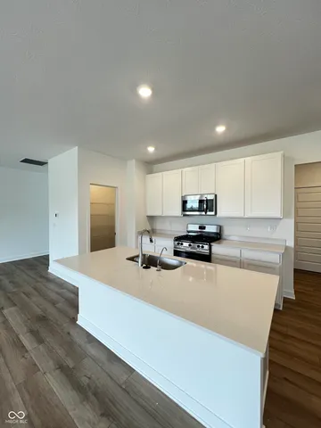 $445,000 | 5815 Sunstone Road, Indianapolis, IN 46239