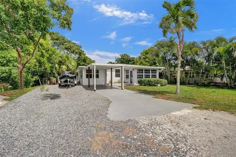 $499,900 | 2640 Southwest 13th Avenue, Fort Lauderdale, FL 33315