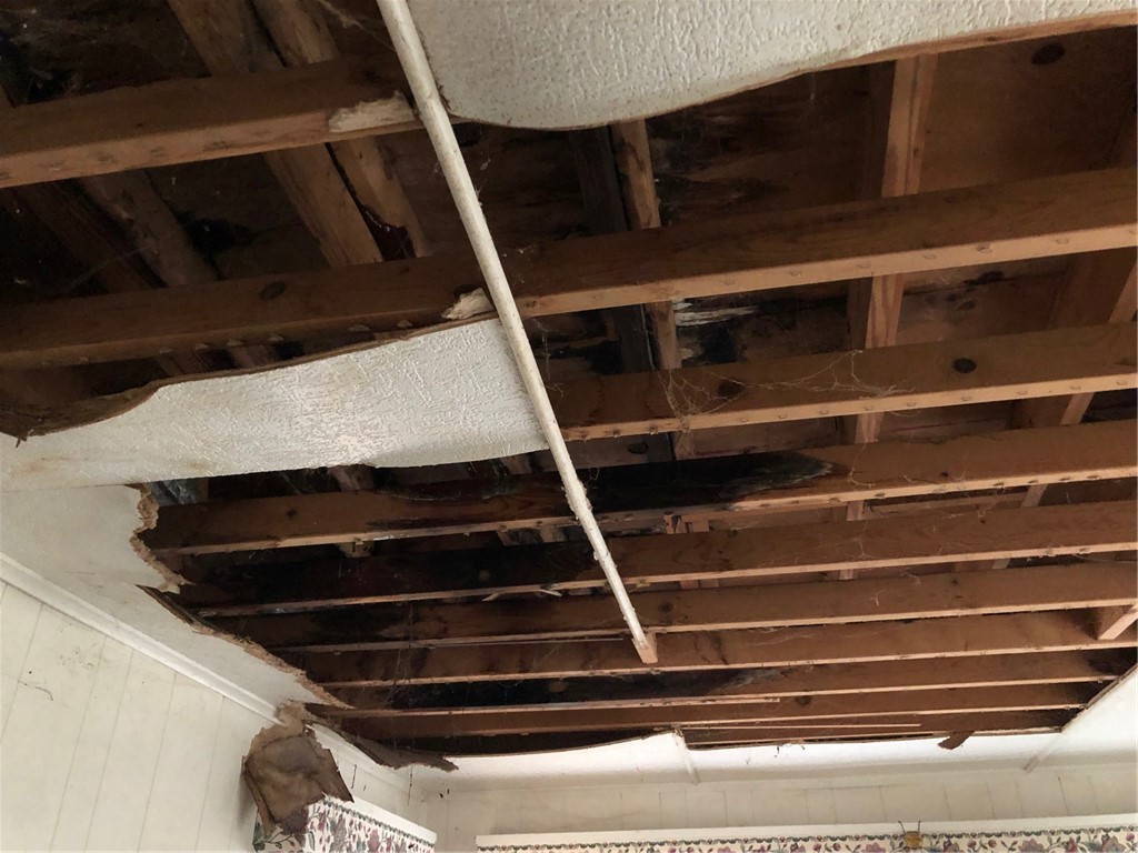 4474 Culver Road Irondequoit, NY 14622 - Photo 10 of 21