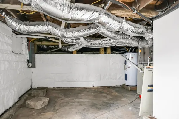 $249,900 | 2105 I Street, Bedford, IN 47421