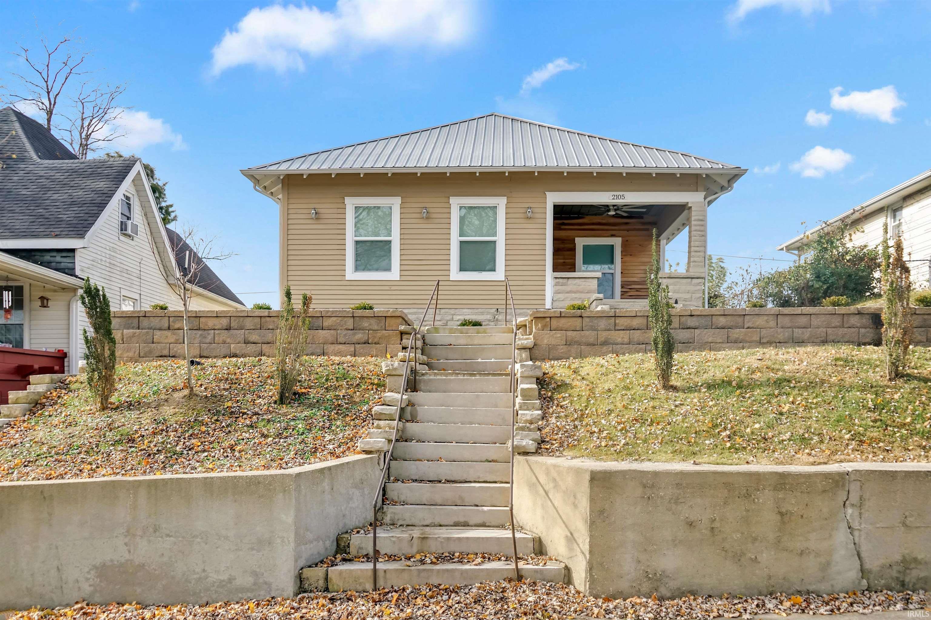 2105 I Street Bedford, IN 47421 - Photo 3 of 22