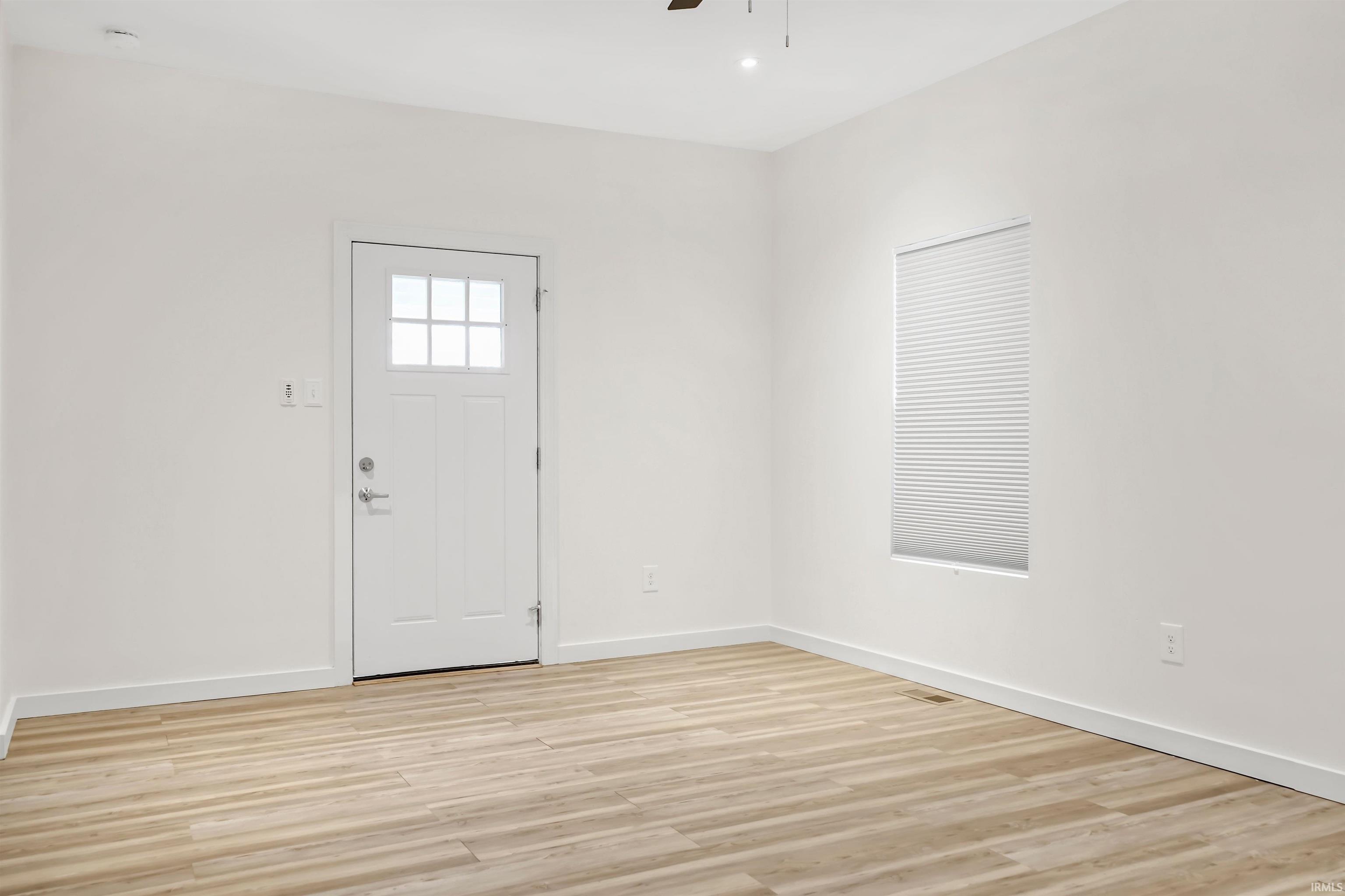 2105 I Street Bedford, IN 47421 - Photo 6 of 22
