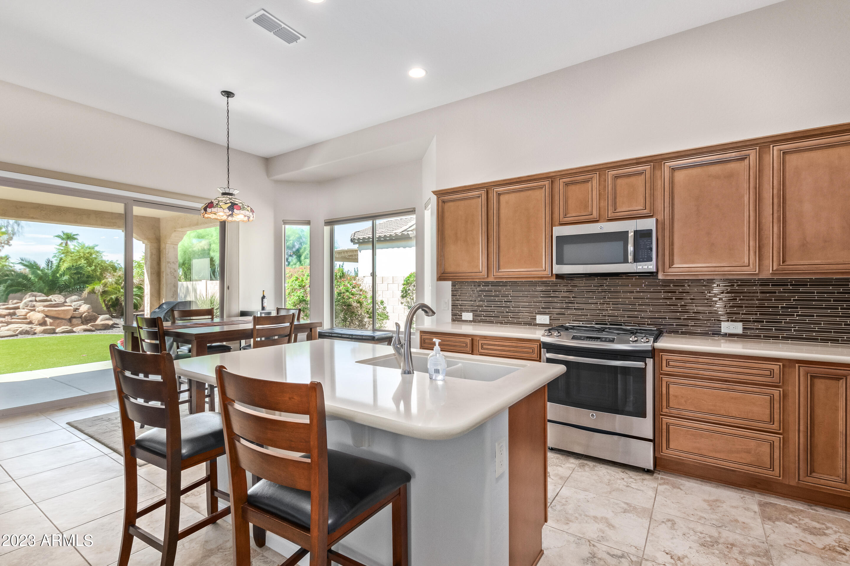 16385 West Granada Road Goodyear, AZ 85395 - Photo 8 of 47 09 - Granada