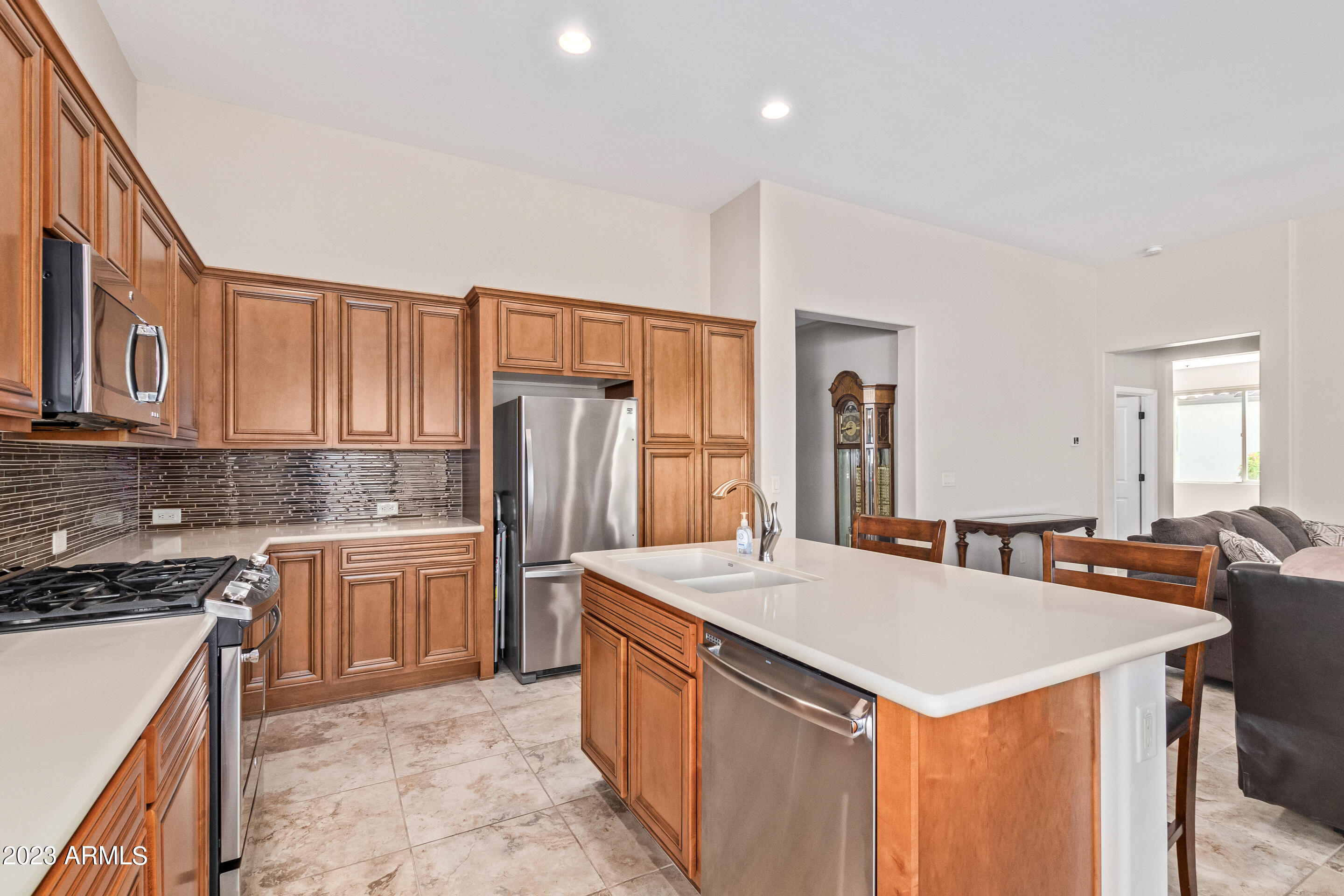 16385 West Granada Road Goodyear, AZ 85395 - Photo 10 of 47 11 - Granada