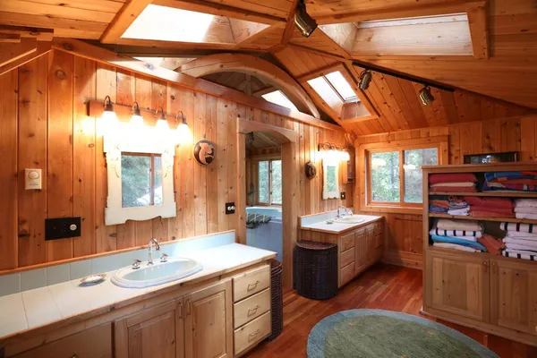 $2,450,000 | 2928 Waters Island, Ely, MN 55731