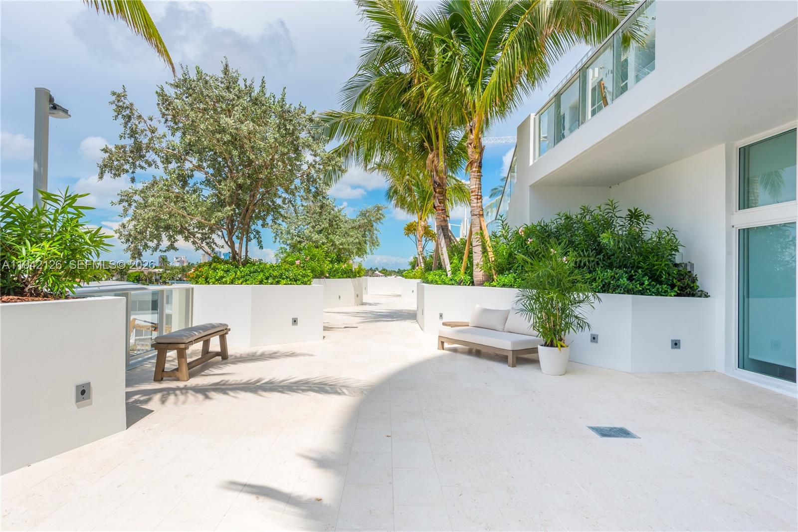 401 North Birch Road, Unit 701 Fort Lauderdale, FL 33304 - Photo 45 of 75