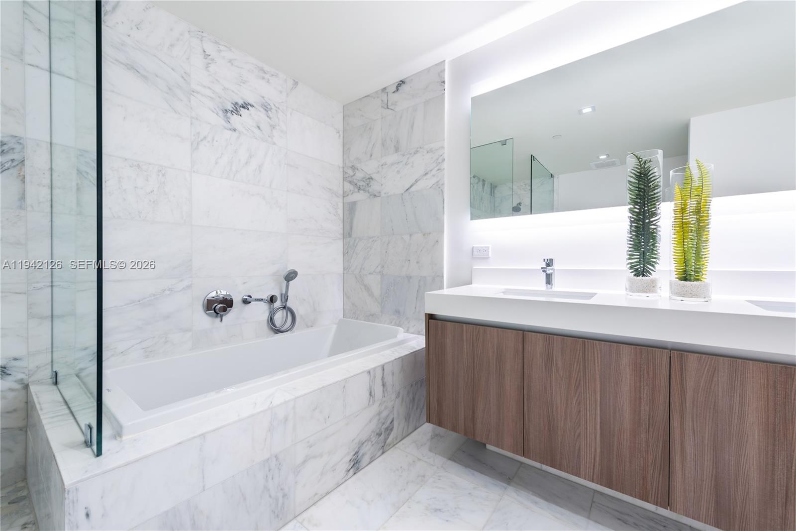 401 North Birch Road, Unit 701 Fort Lauderdale, FL 33304 - Photo 5 of 75