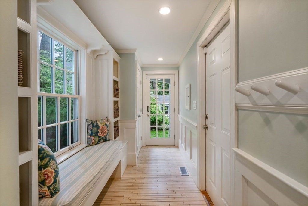15 Woodridge Road Wellesley, MA 02482 - Photo 16 of 36 a view of a entryway