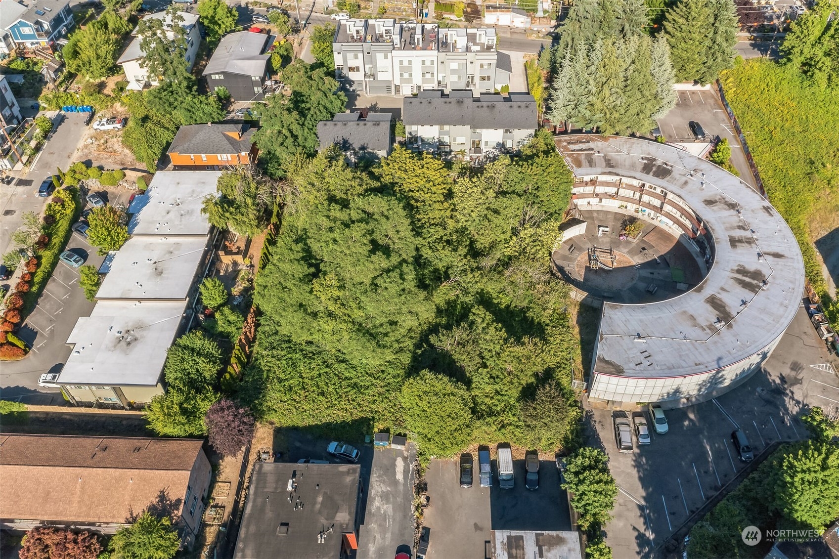 3939 South Farrar Street Seattle, WA 98118 - Photo 8 of 19
