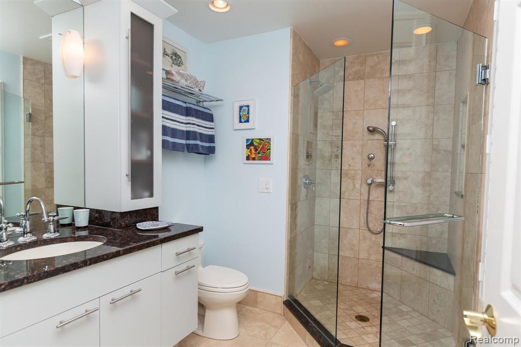 436 Streamview Court Rochester Hills, MI 48309 - Photo 18 of 33