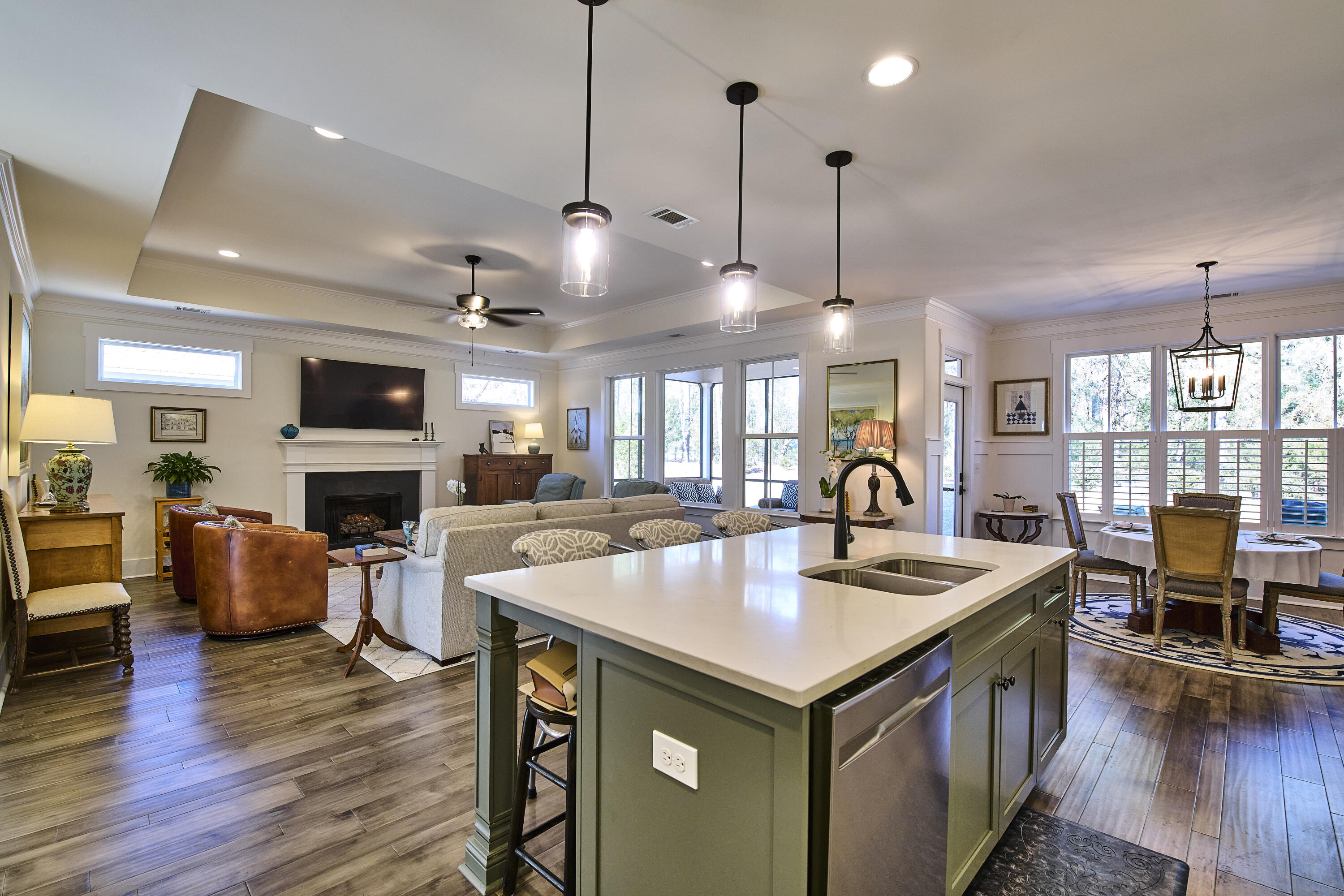 132 Evergreen Lane McCormick, SC 29835 - Photo 8 of 33 Gr. Rm and Island