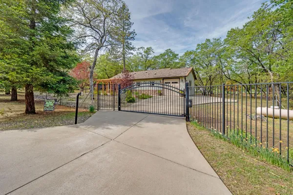 $1,399,000 | 2015 Beaux Chenes Court, Shingle Springs, CA 95682