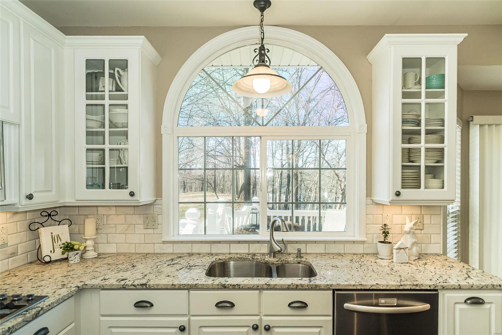 569 Castle Ridge Drive Ballwin, MO 63021 - Photo 23 of 44