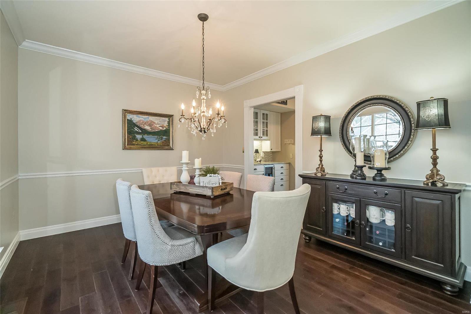 569 Castle Ridge Drive Ballwin, MO 63021 - Photo 10 of 44