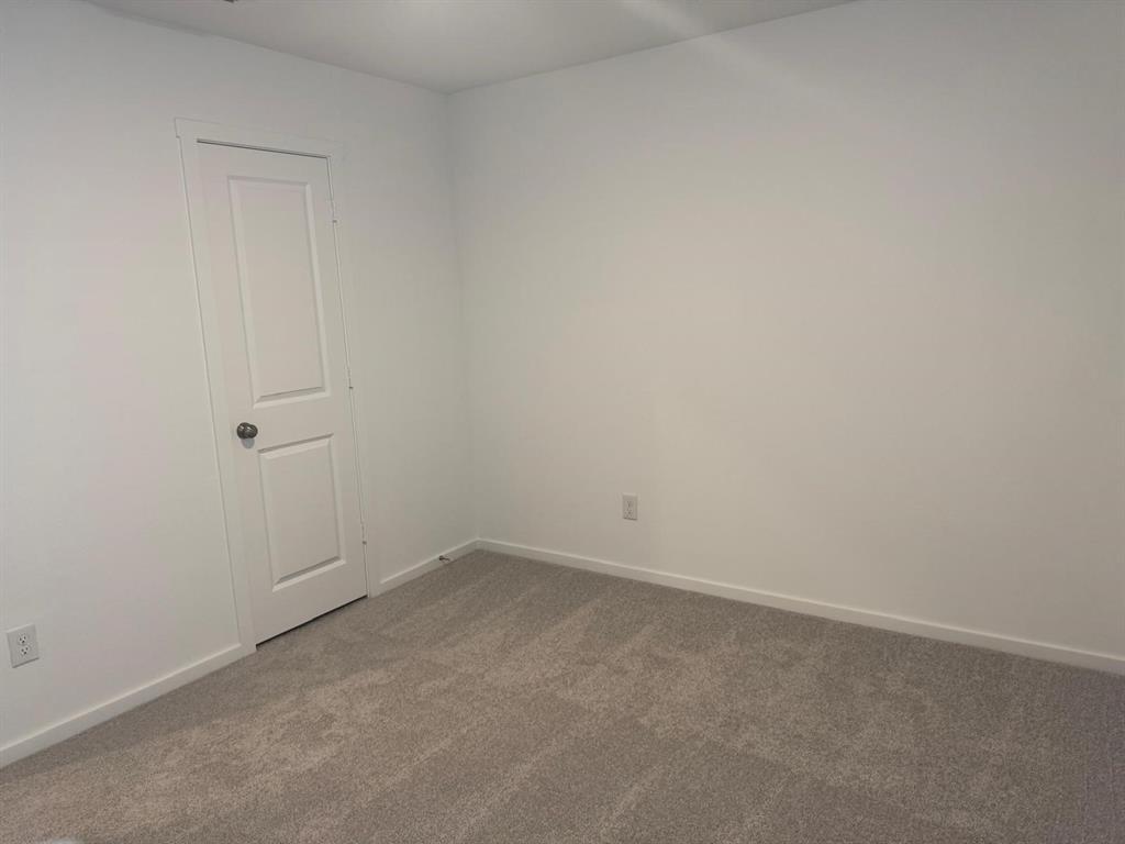 7505 Fenton Parkway Pilot Point, TX 76258 - Photo 25 of 30 an empty room with a empty space