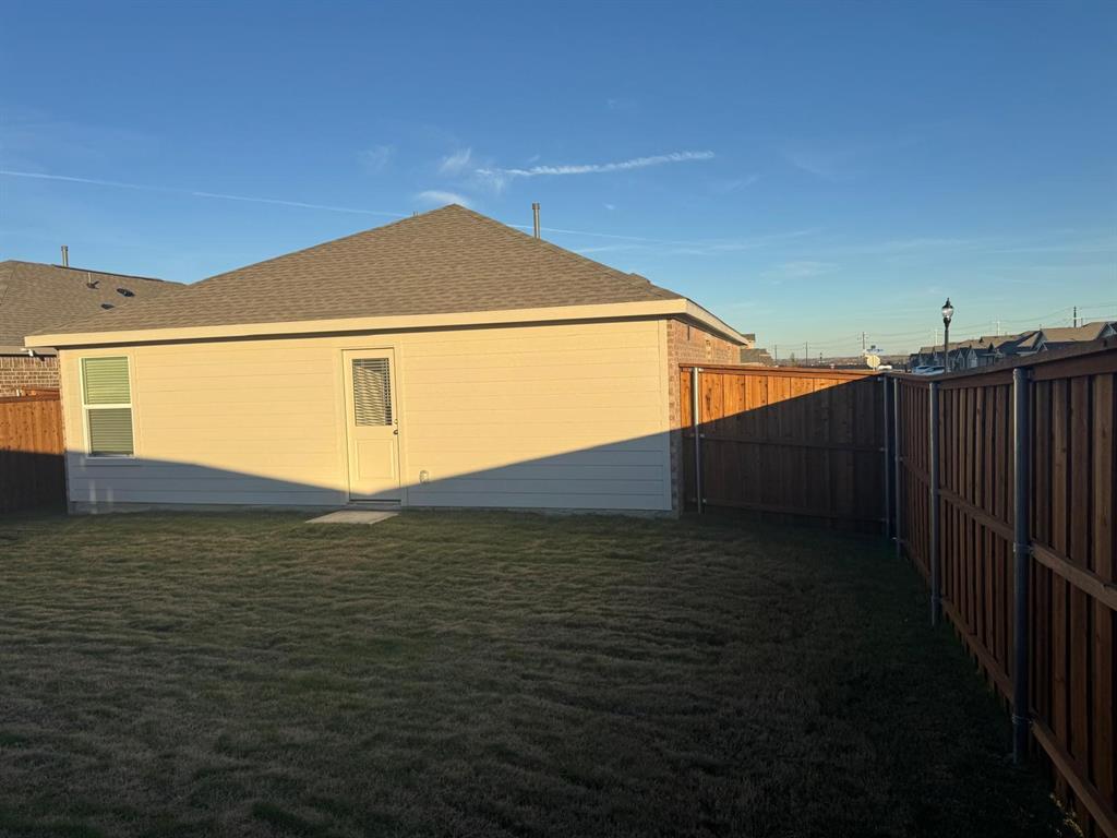 7505 Fenton Parkway Pilot Point, TX 76258 - Photo 26 of 30 a view of a ocean view