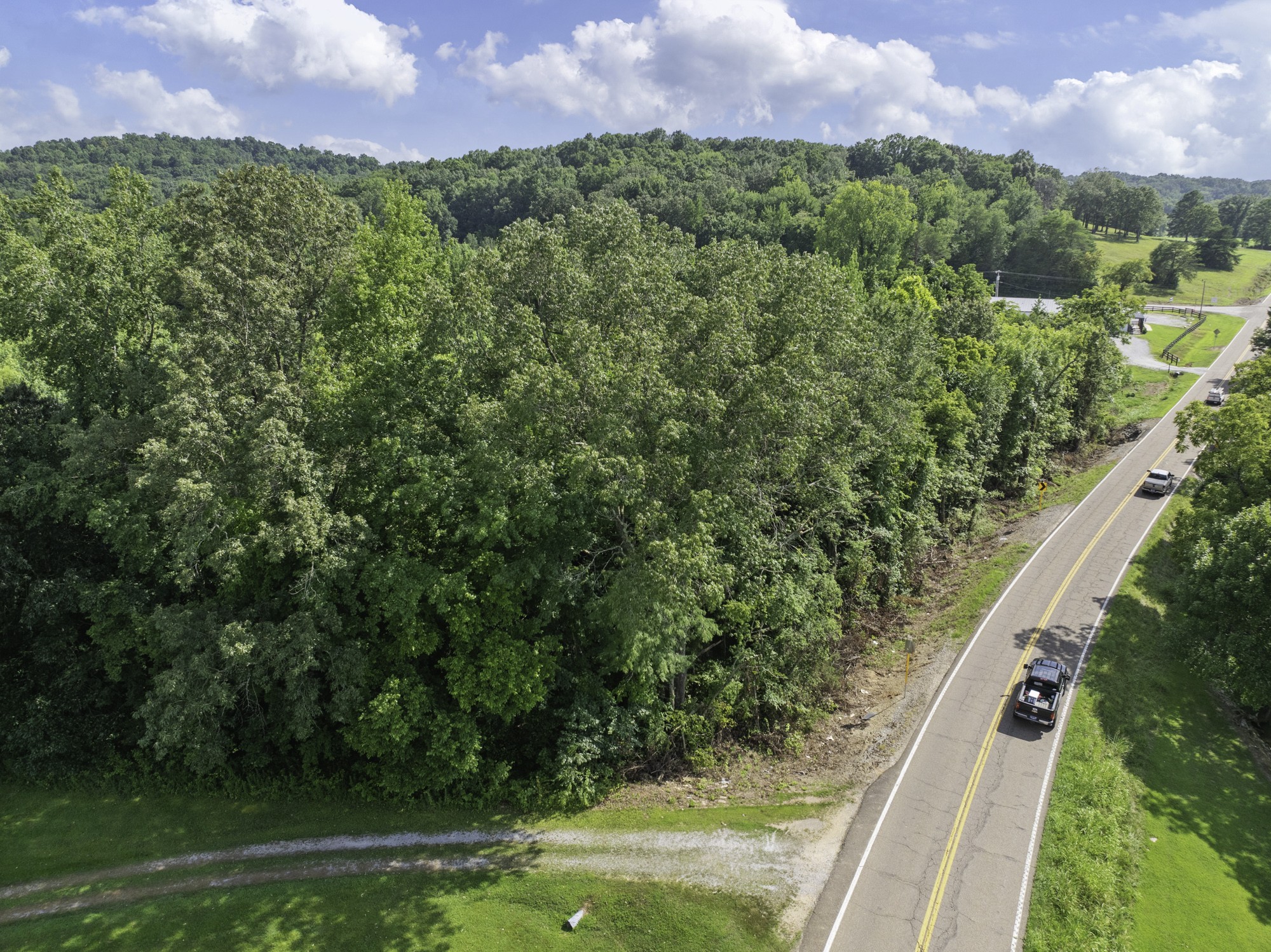 0 Highway 100 Decaturville, TN 38329 - Photo 13 of 15 a view of a garden from a balcony