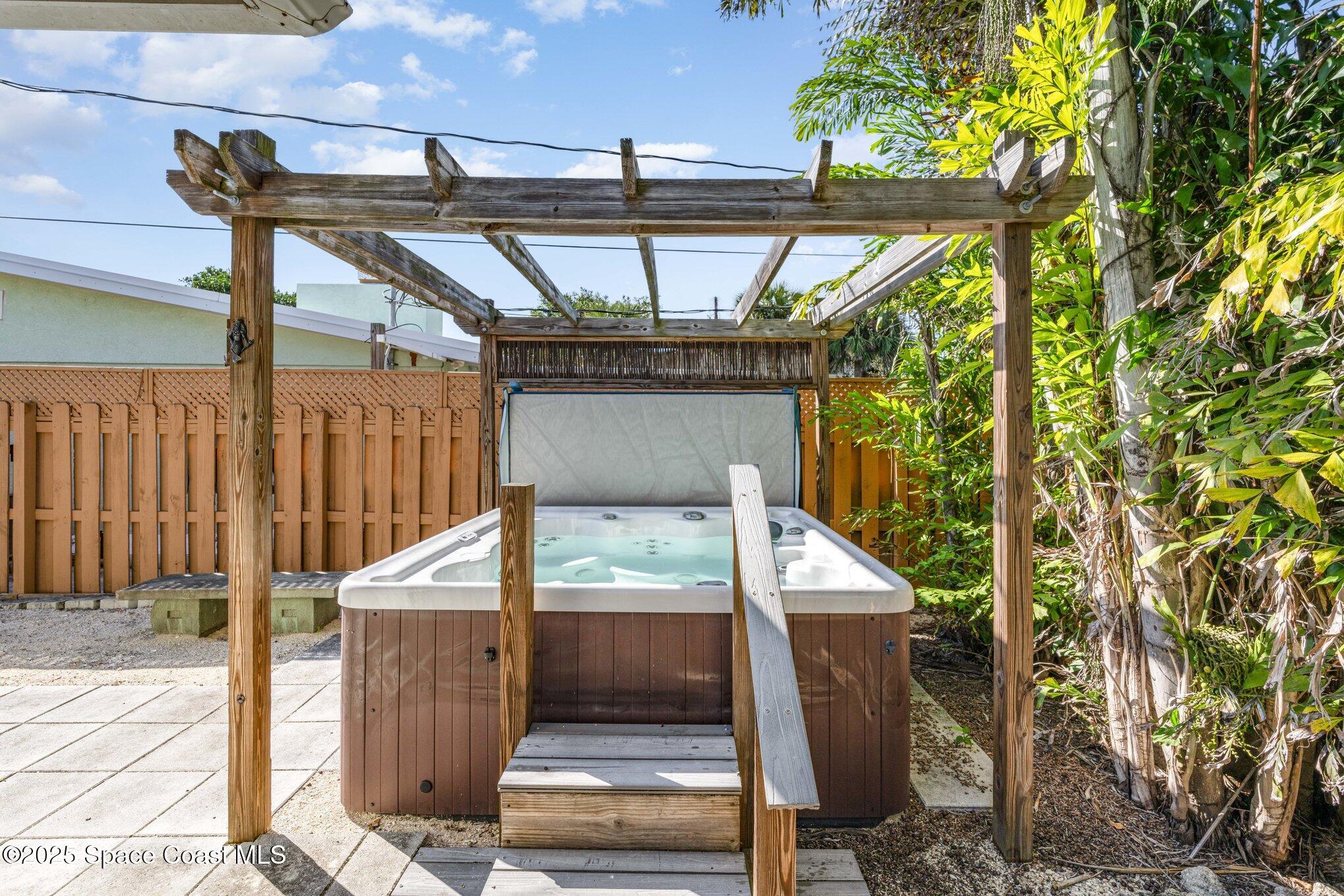 6203 Ridgewood Avenue Cocoa Beach, FL 32931 - Photo 26 of 37 a view of entryway