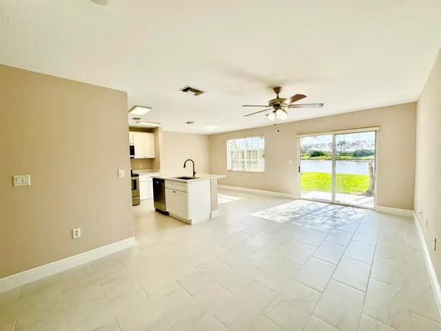 $2,900 | 6728 Old Farm Trail, Boynton Beach, FL 33437