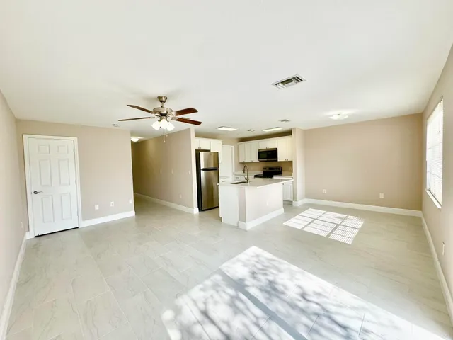 $2,900 | 6728 Old Farm Trail, Boynton Beach, FL 33437