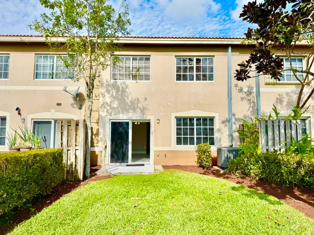 $2,900 | 6728 Old Farm Trail, Boynton Beach, FL 33437