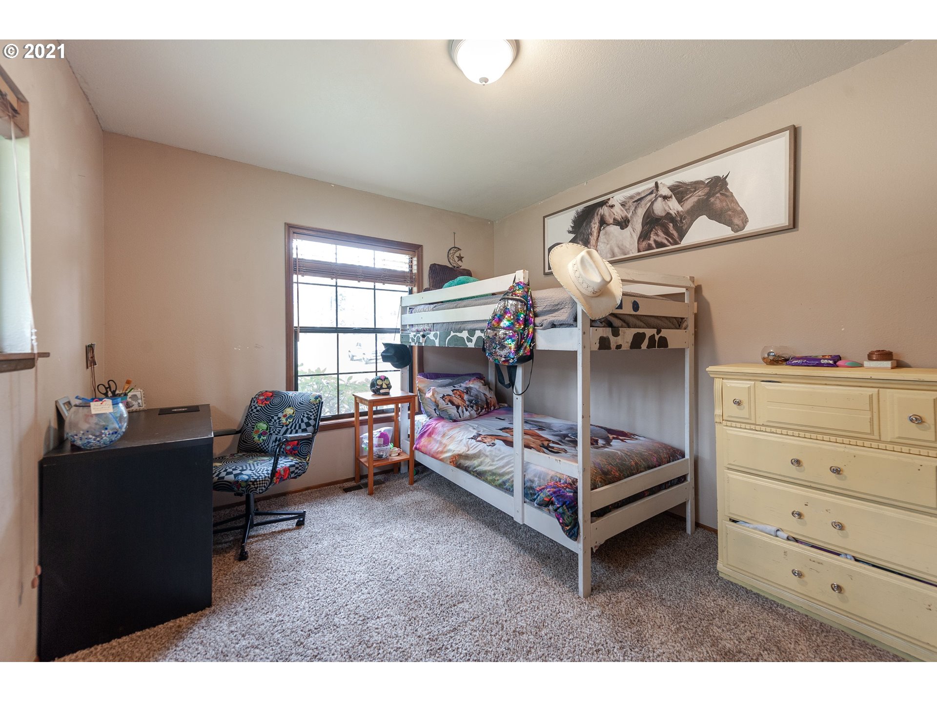 27037 South Shibley Road Colton, OR 97017 - Photo 14 of 25