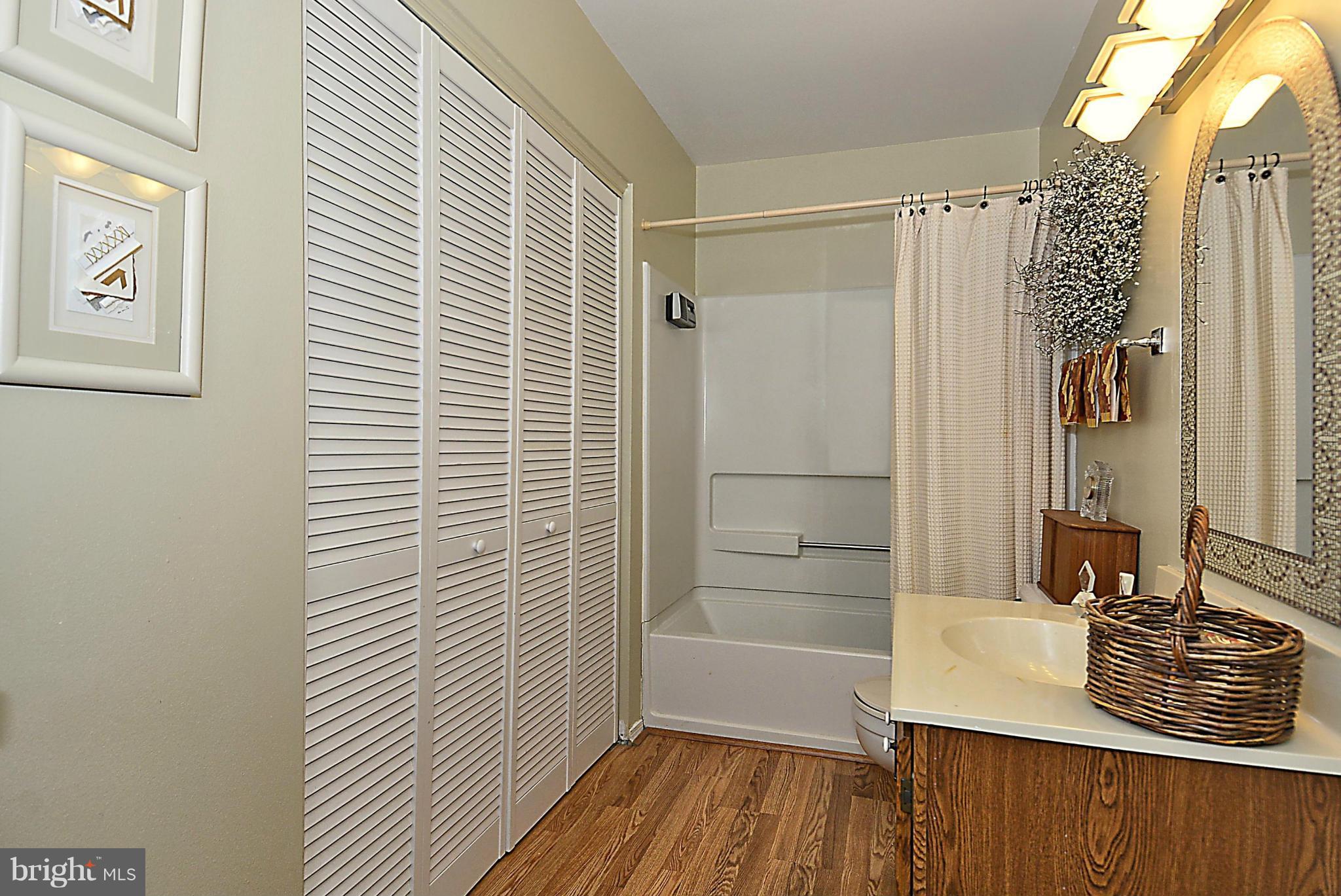 22 Wilcox Court Silver Spring, MD 20906 - Photo 21 of 30 Hall Bath 2