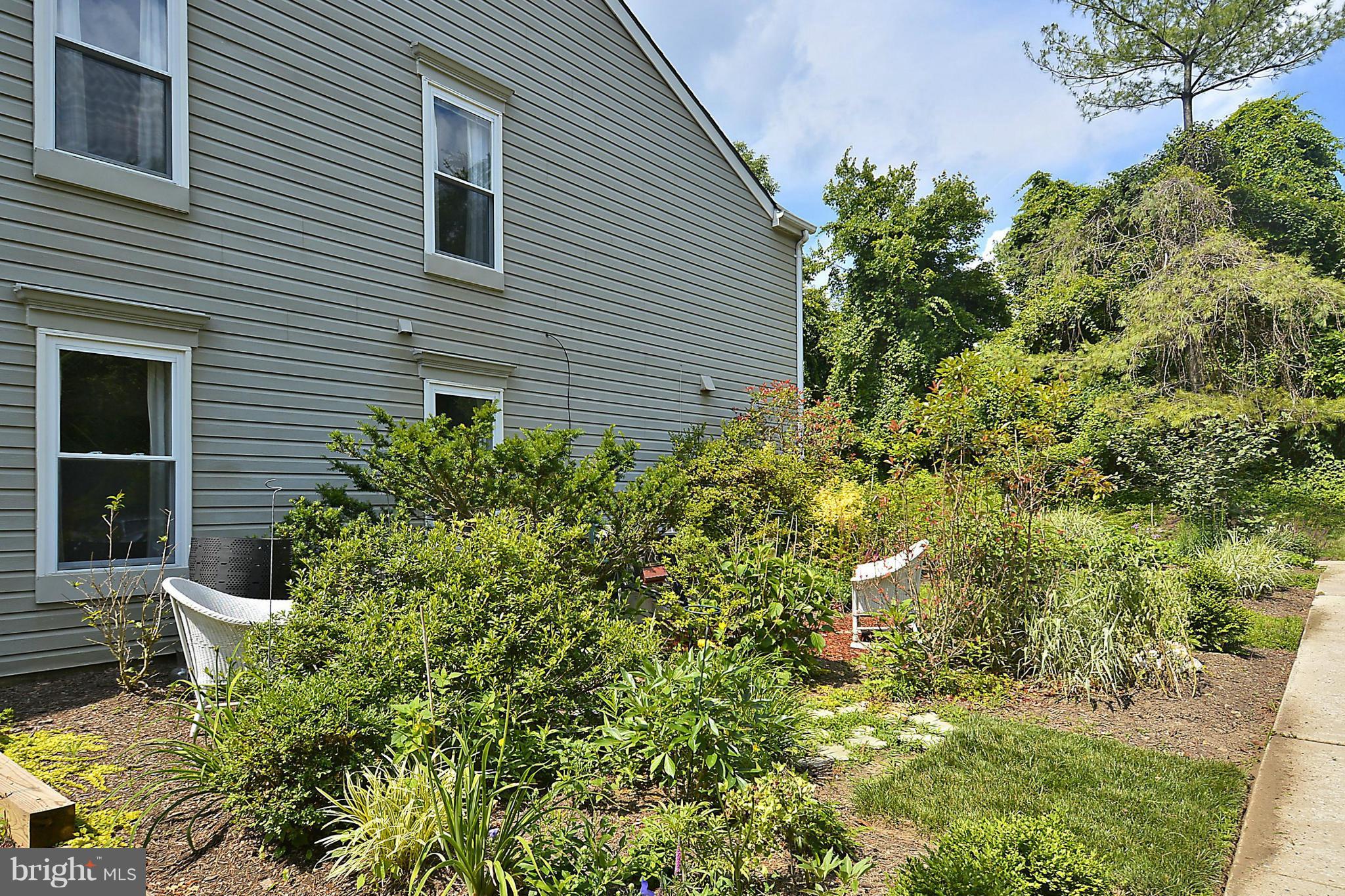 22 Wilcox Court Silver Spring, MD 20906 - Photo 27 of 30 Yard