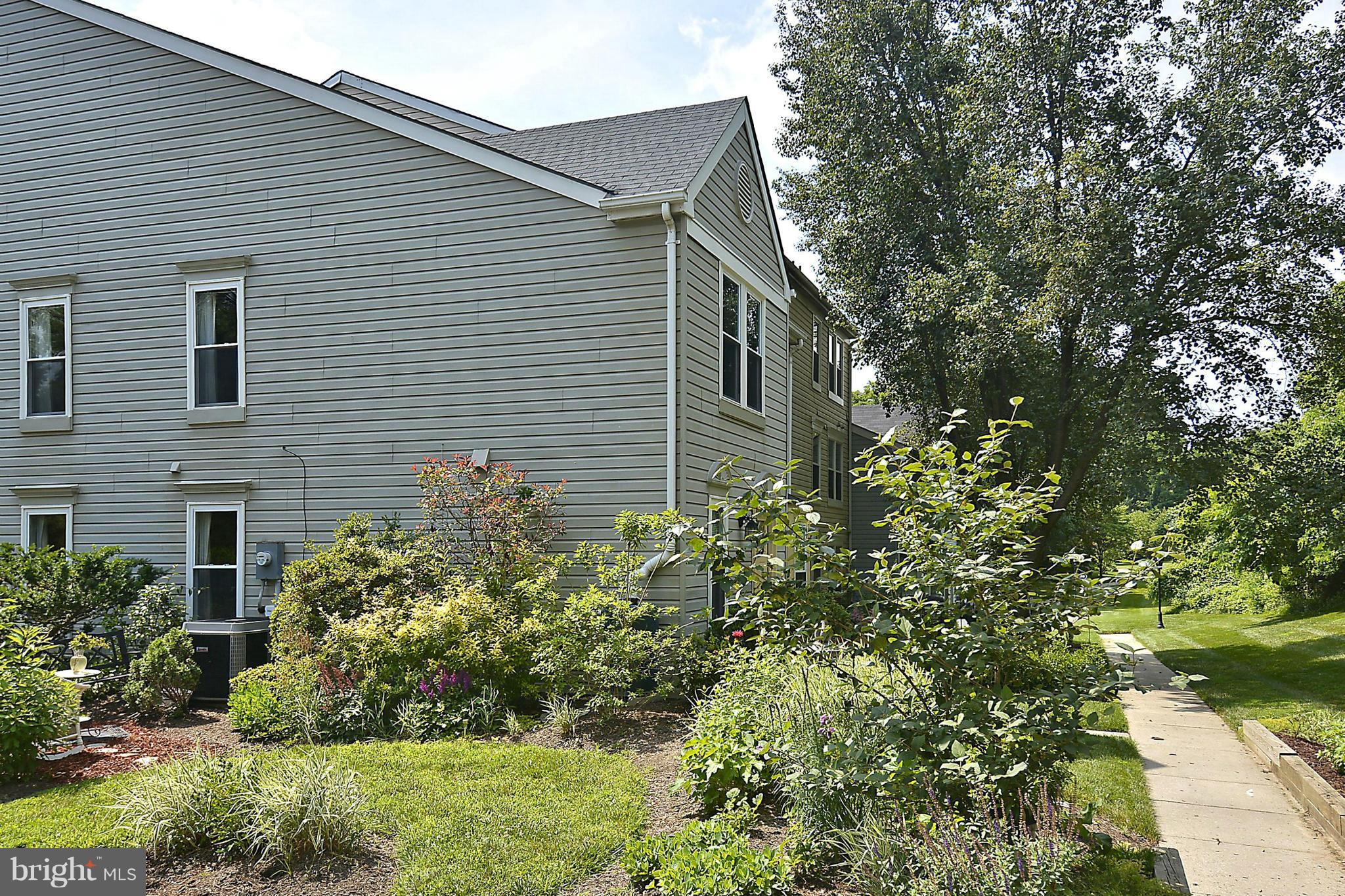 22 Wilcox Court Silver Spring, MD 20906 - Photo 28 of 30 Side Elevation