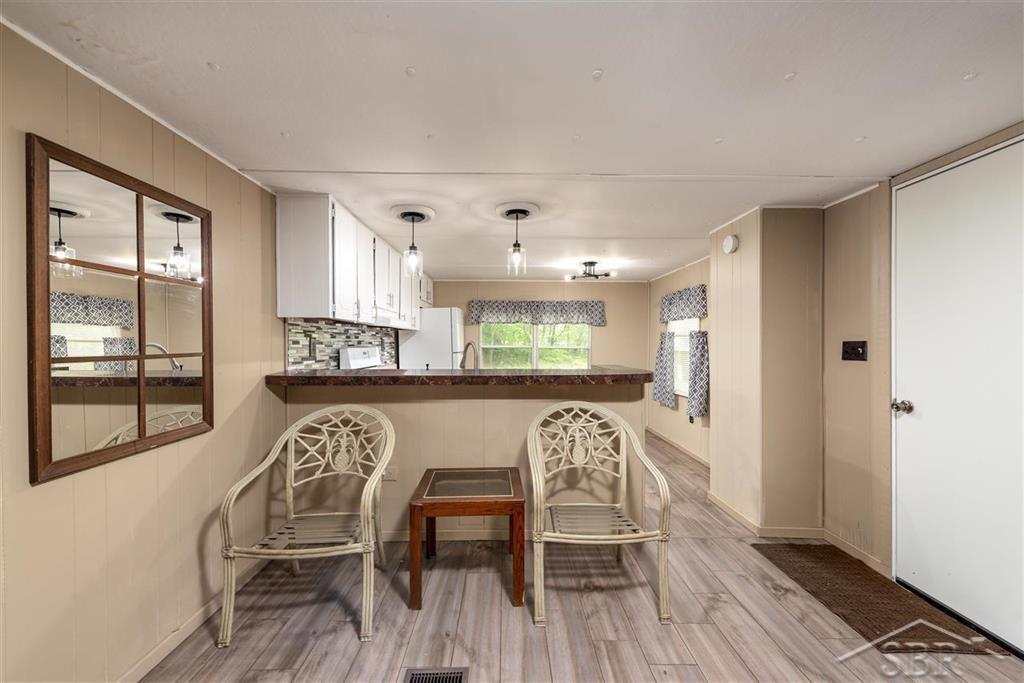 2237 South Whitney Beach Road Beaverton, MI 48612 - Photo 4 of 27 Gallery Image 4