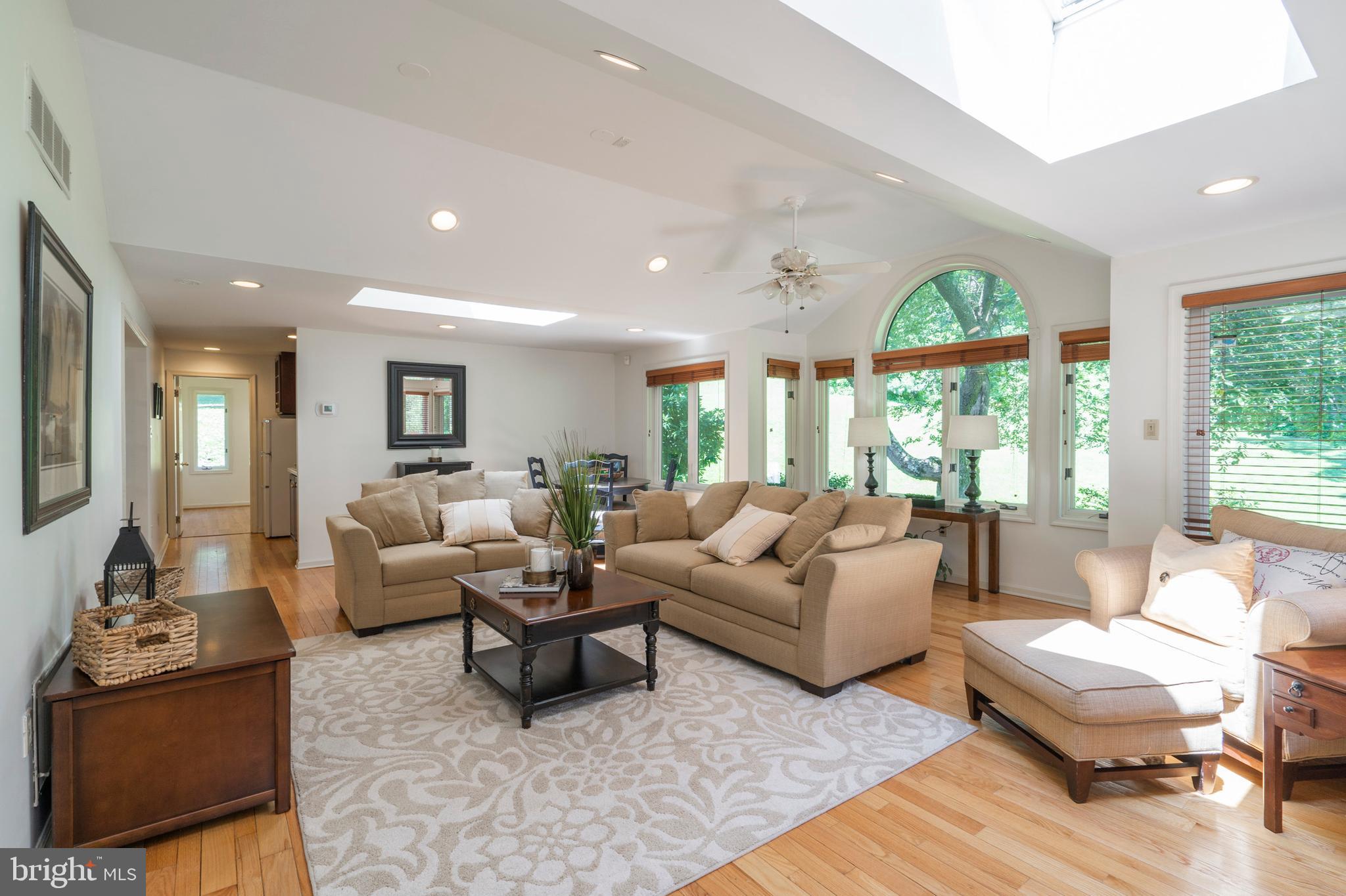 841 Hunt Road Newtown Square, PA 19073 - Photo 11 of 56 Family room