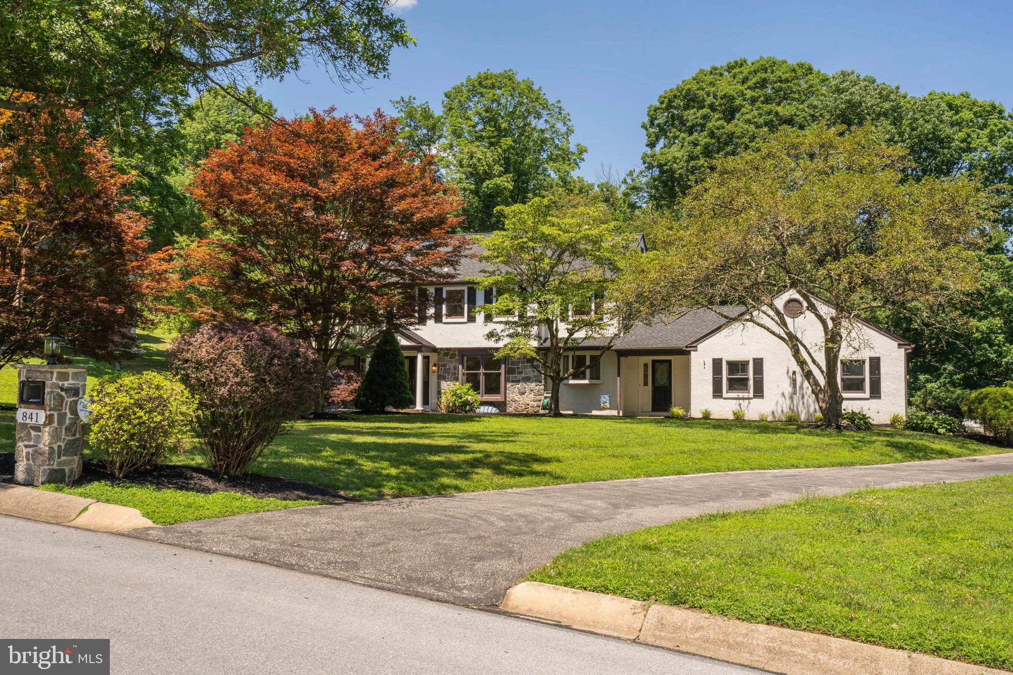841 Hunt Road Newtown Square, PA 19073 - Photo 3 of 56