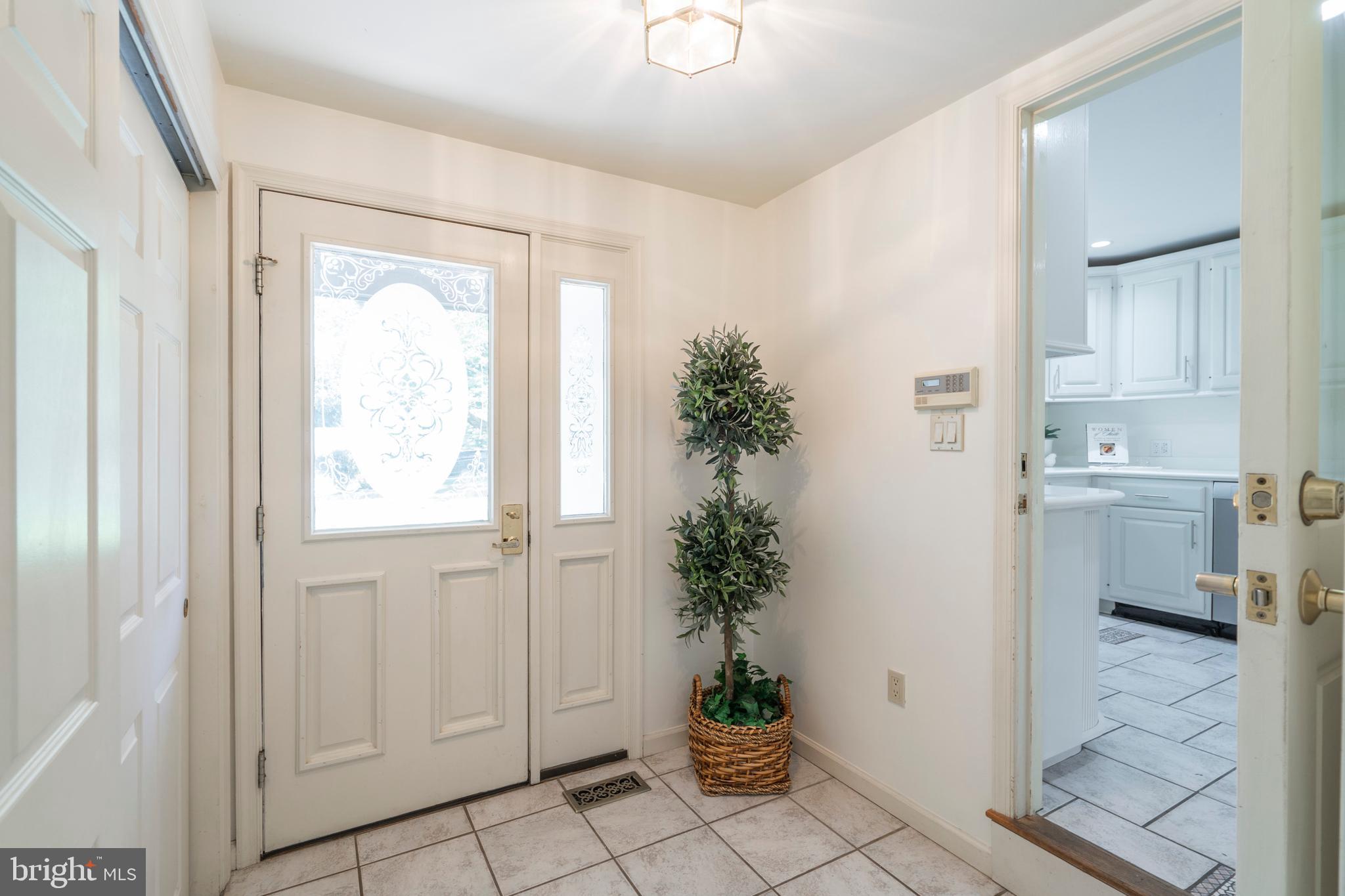 841 Hunt Road Newtown Square, PA 19073 - Photo 24 of 56 Mud room entry from outside & kitchen